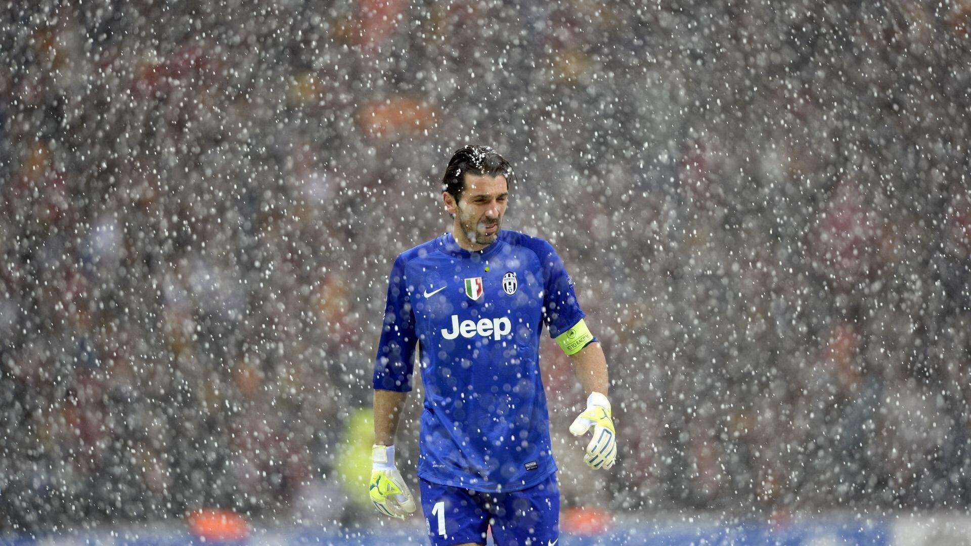 利物浦悄然接触纳格尔斯曼引发震动，拜仁知情静观，克洛普未来动向或成关键变量