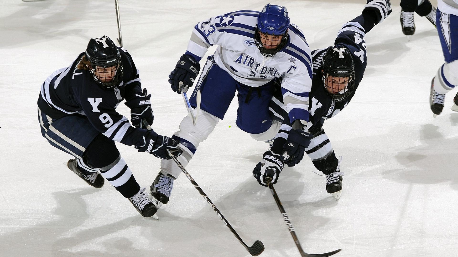 德国转会市场揭晓年度最佳主帅候选，阿尔特塔、恩里克、弗里克与孔帕尼角逐荣誉